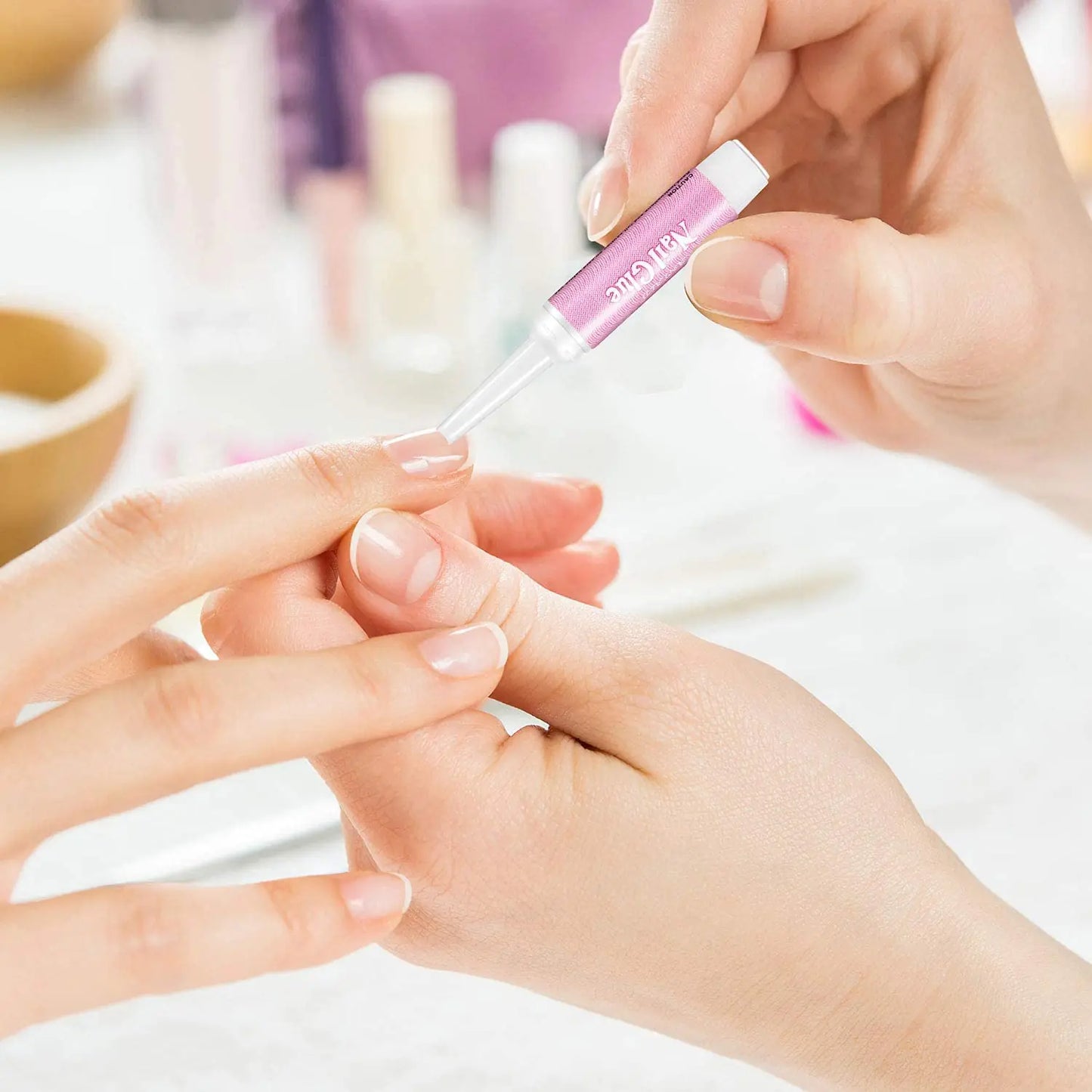 Mystiqua's Acrylic Nail Bond